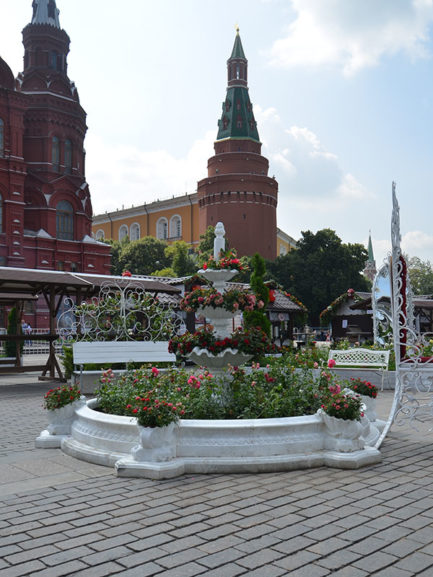 Фонтан Покровский (d. 398см, бетон, цв. бронза/золото/бежевый/белый)